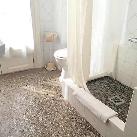 Résidence La Léonie 2*