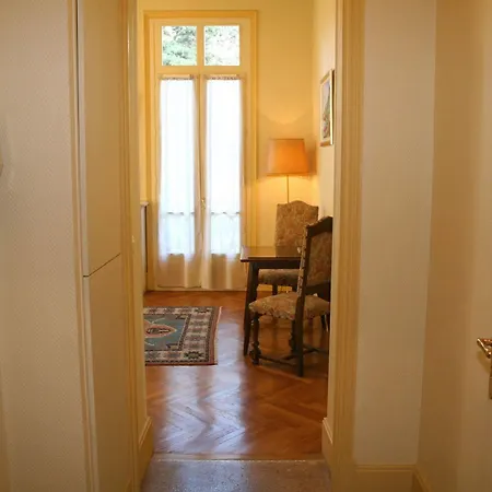Aparthotel Résidence La Léonie 2*