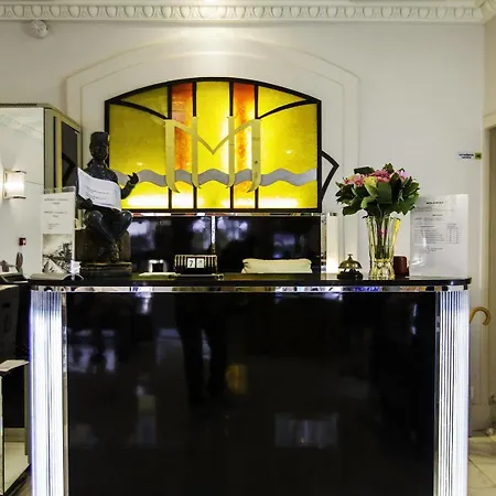 Le Meurice Hotel