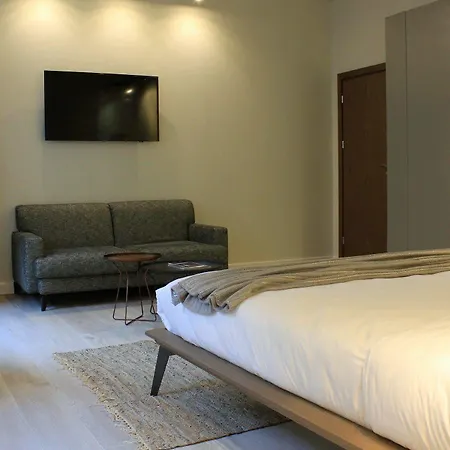 Les Massena Hotel