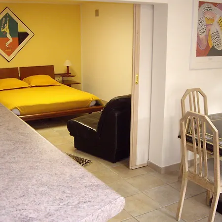 Bed & Breakfast Mas Des Oliviers