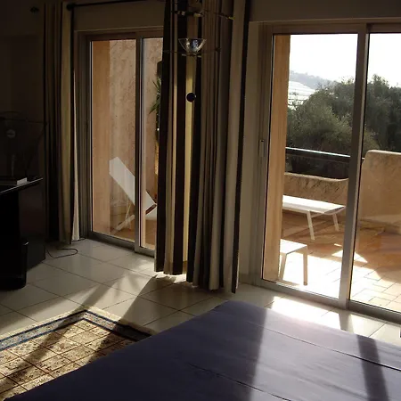Bed & Breakfast Mas Des Oliviers