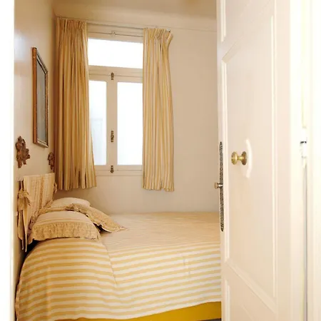 Privee Negresco Apartment