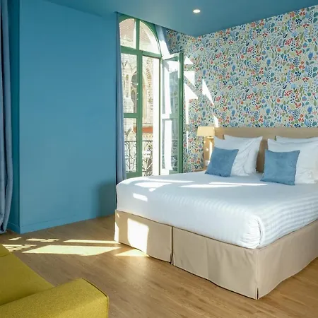 Hotel Du Centre, Un Ammi 2*