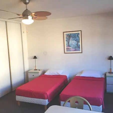 Fleurs Apart'hotel Apartment *
