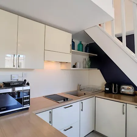 Nestor&jeeves - Duplex Palais Eugenie - Hyper Center - Shopping Area - Top Floor