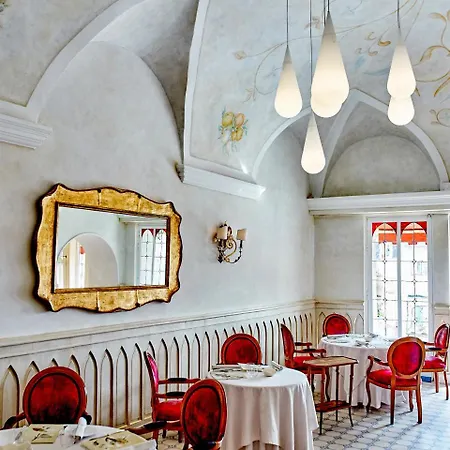Hotel Jerome 3*