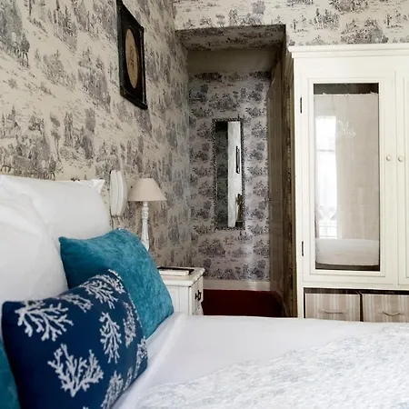 Rivoli Hotel 3*