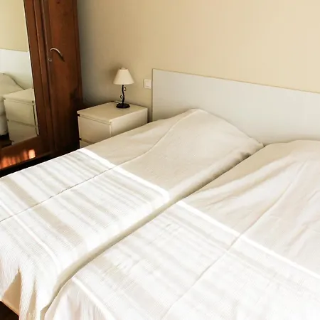 Apartman Escapade 8 *