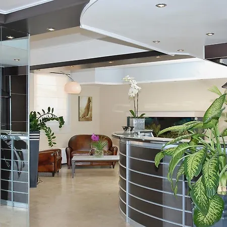 Comte De Aparthotel 2*