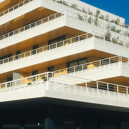 A Terrasse Ensoleillee & Parking A La Gare Du Sud Nice