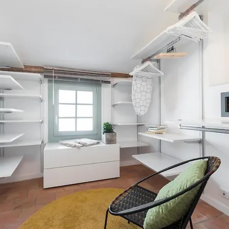 Apartment Le Chateau - The Beautiful Sight In Old Town, Private Terrace