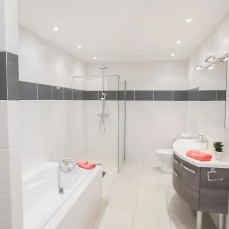 Vinaigrier Hills Vi3086 By Riviera Homes Villa Niza