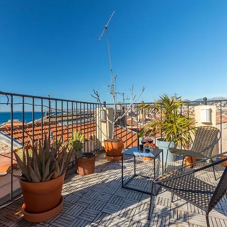 Apartment Le Chateau - The Beautiful Sight In Old Town, Private Terrace Nice