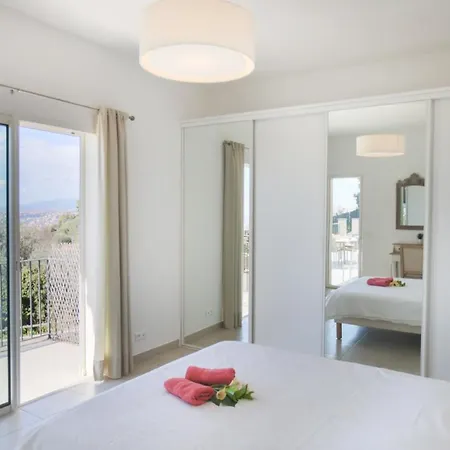 Villa Vinaigrier Hills Vi3086 By Riviera Homes *