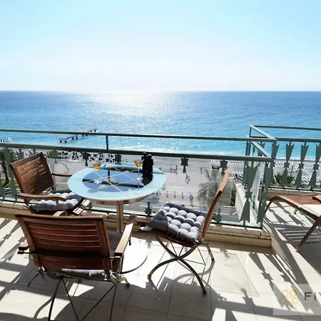 Le Majestic Promenade - Five Stars House Apartment *