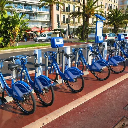 Nestor&jeeves - Square Promenade - - Direct Access Sea