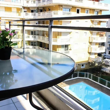 Garden View Apartment *