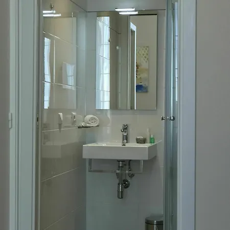 Boutique Neptune Szálloda 2*