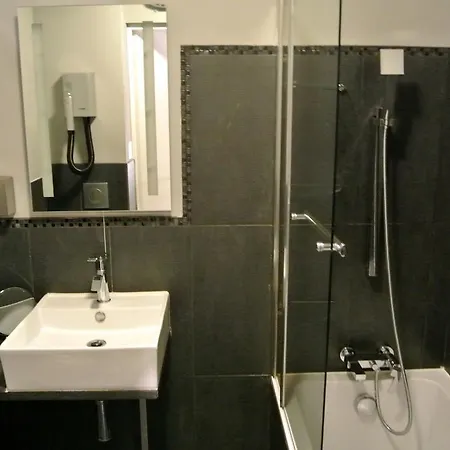 Little Palace Hotell