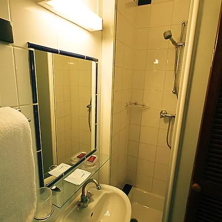 L'hotel Lido 2*