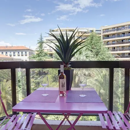 Grand H -f2, Face Vieux- Nice, Terrasse, Ascenseur, Climatisation, Terrace - Center Nice