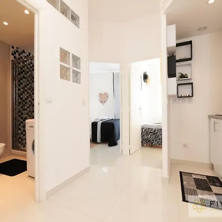 Mini Bijou - Five Stars House * Nice