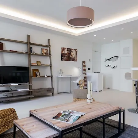 Dalpozzo Hyper Centre Proche Apartment