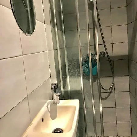 호스텔 오픈 하우스 *