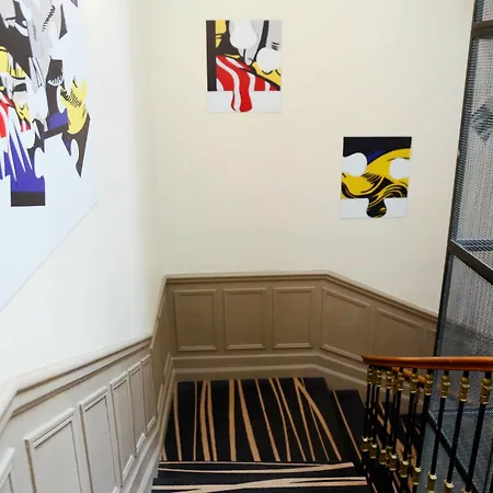 Le Seize, Centre Otel