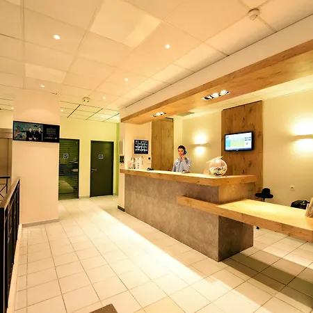 Ibis Budget Aeroport מלון ניס