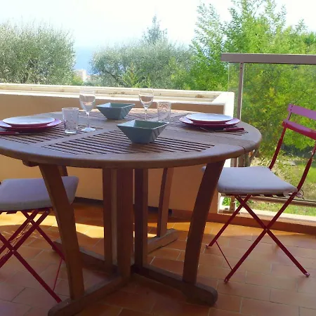 Jardin Bleu By Interhome Apartamento Niza