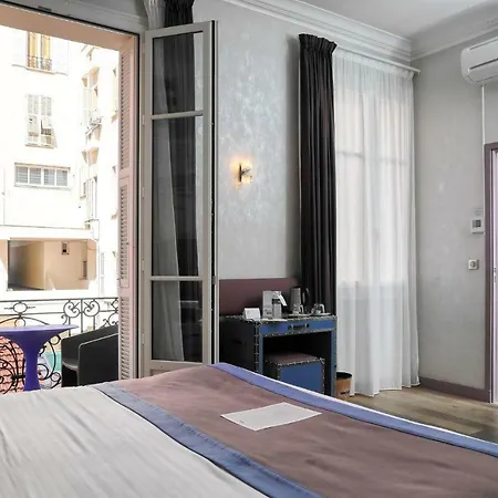 Hotel Excelsior Centre By Happyculture 4*