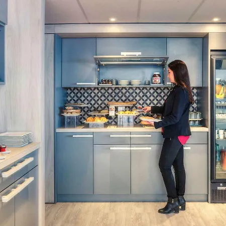 Mercure Promenade Des Отель 4*