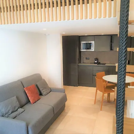 Appartement Duplex Balcon Centre Mer 206