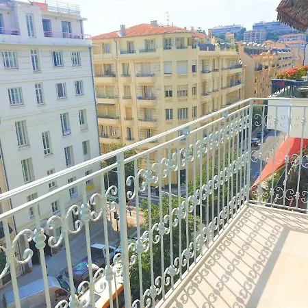 Duplex Balcon Centre 504 *