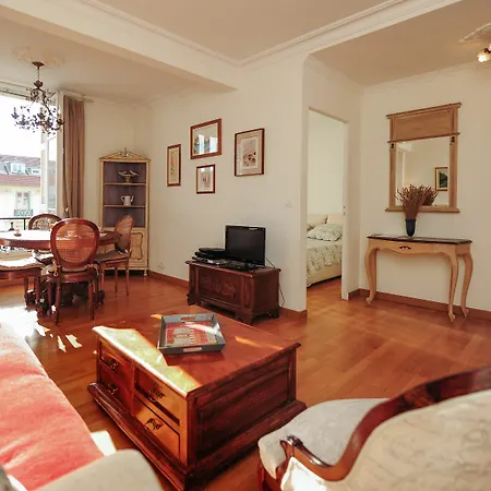 Clemenceau Centre Five Stars House Apartment *