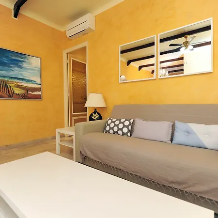Privee Negresco Apartment
