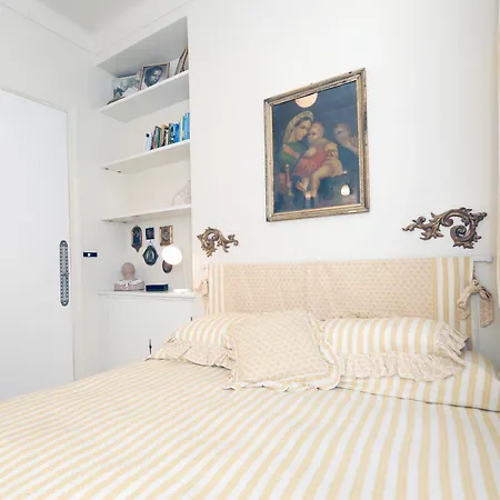 Privee Negresco Apartment