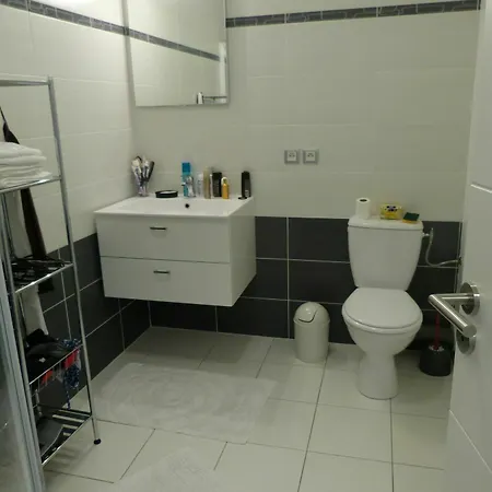 - Myriazur Moderne Balcon