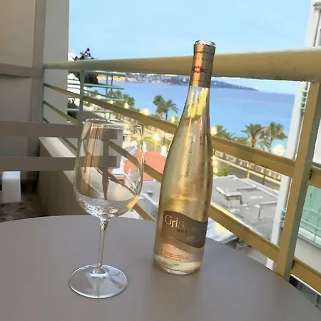 Apartment La 111