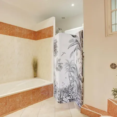 Apartment Fontaine - Charming Provencal, Clim, 6 Guest, Old Town Nice
