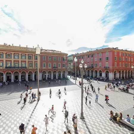Nestor&jeeves - Duplex Palais Eugenie - Hyper Center - Shopping Area - Top Floor *