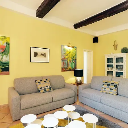 Fontaine - Charming Provencal, Clim, 6 Guest, Old Town Apartment *