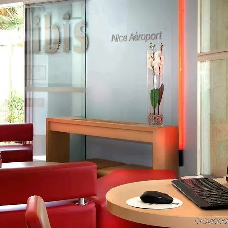 Hotel Ibis Aeroport Promenade Des Anglais 3*