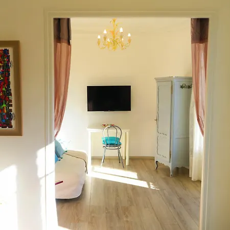 Apartment Ashley&parker - Lavinia