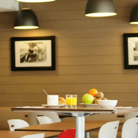 Campanile Centre Acropolis Hotell 3*