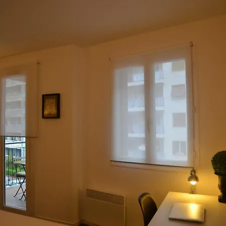 Promenade 1 Apartment *