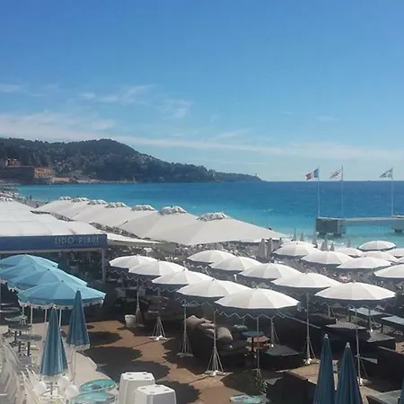 Apartment Beachfront Promenade Des