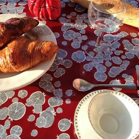 Bennecourt Bed & Breakfast